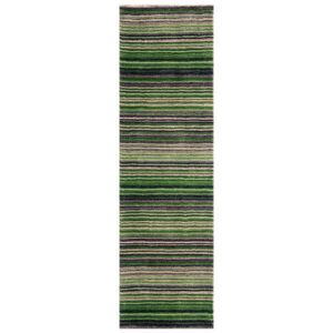 Carter Green Runner