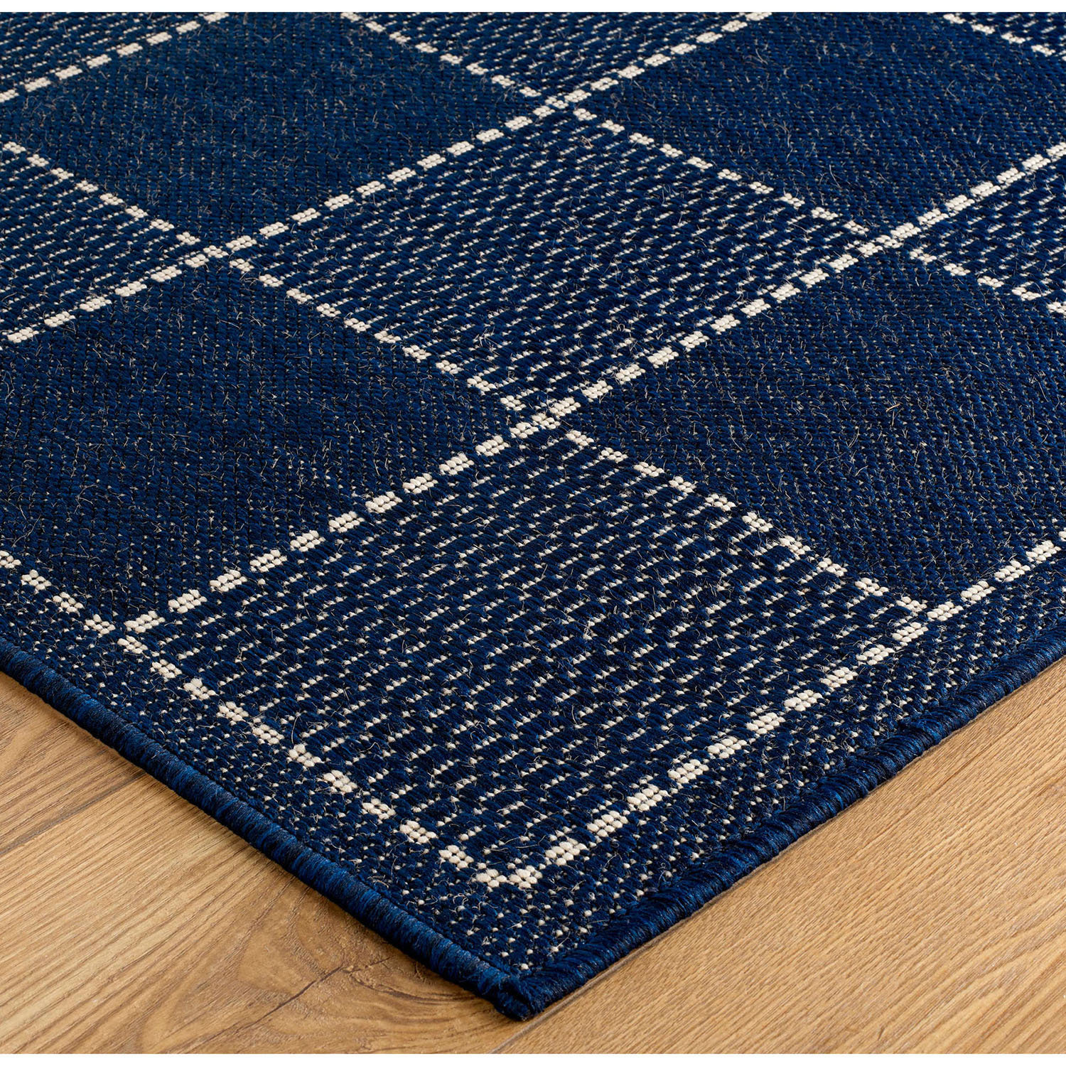 Checked_Flatweave_Blue_Detail1.jpg