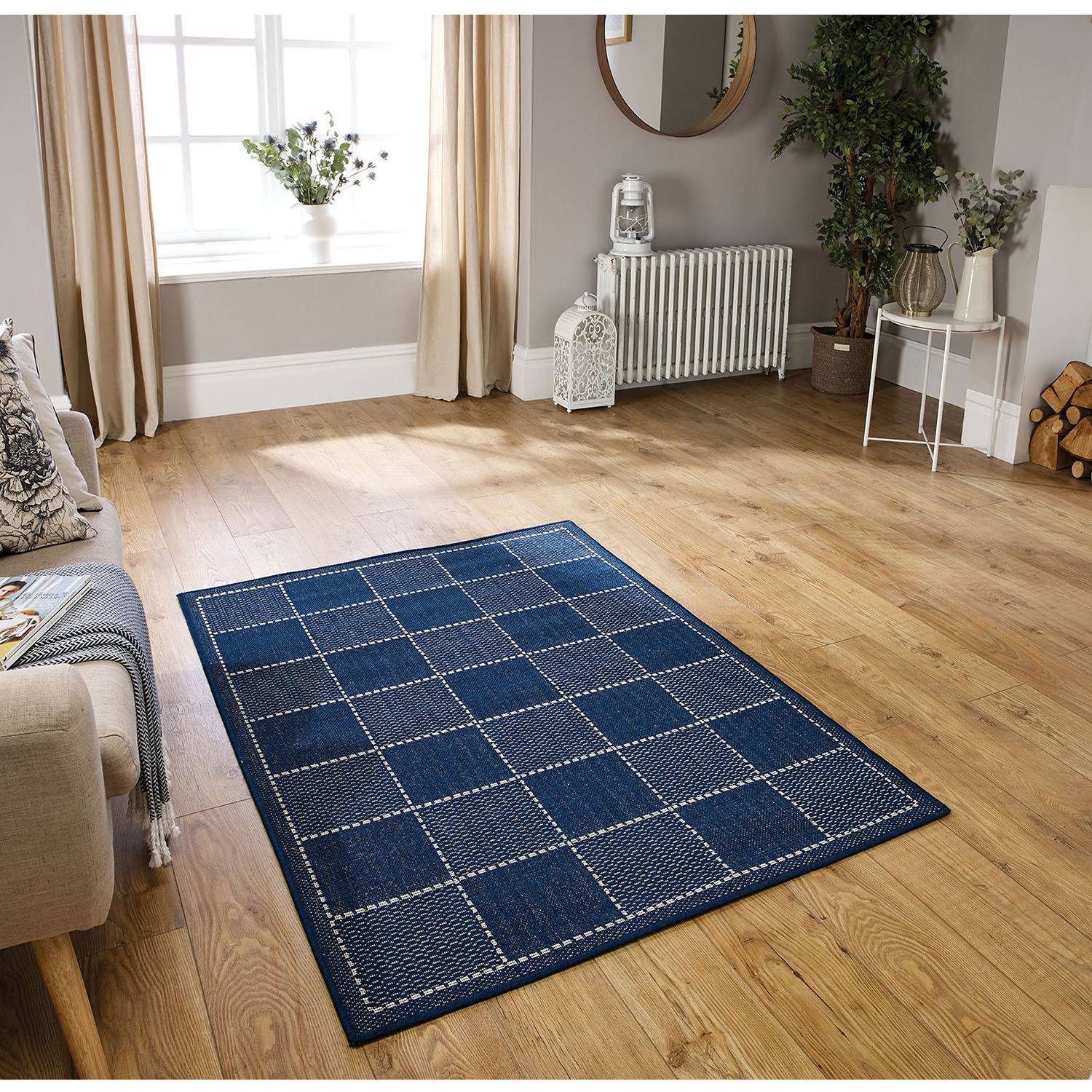 Checked_Flatweave_Blue_roomshot.jpg