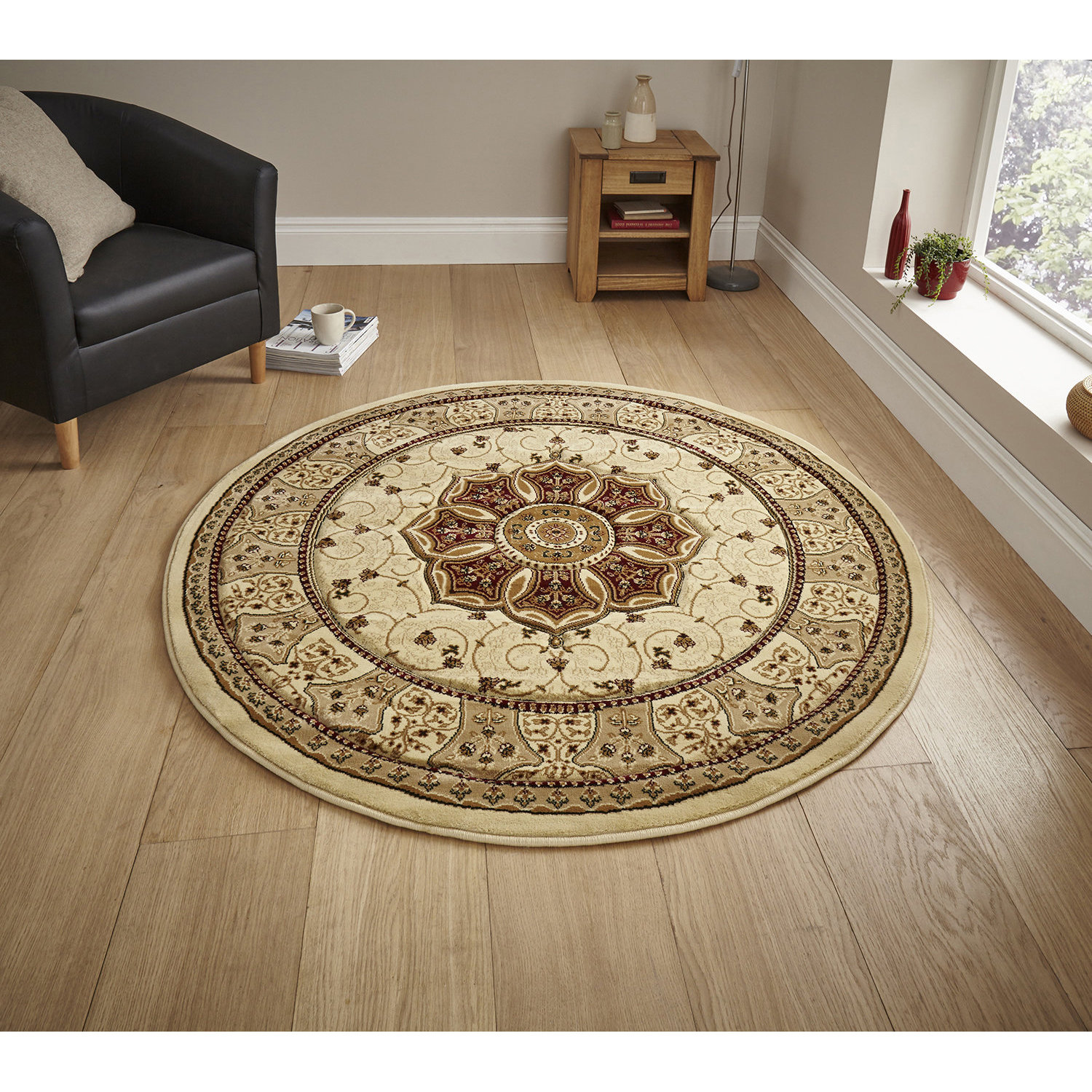 Heritage4400CreamRedCircle_1.jpg