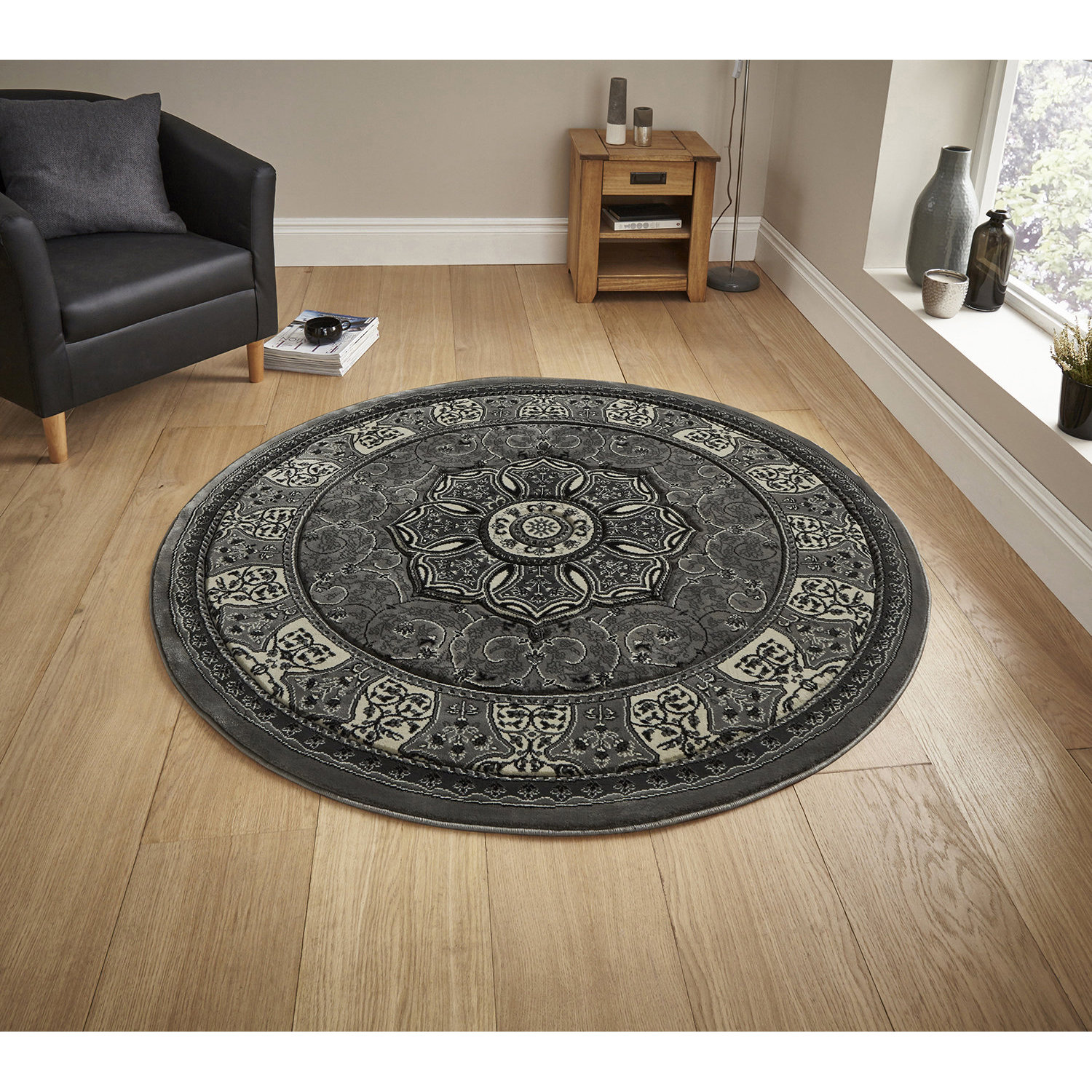 Heritage4400SilverCircle_1.jpg