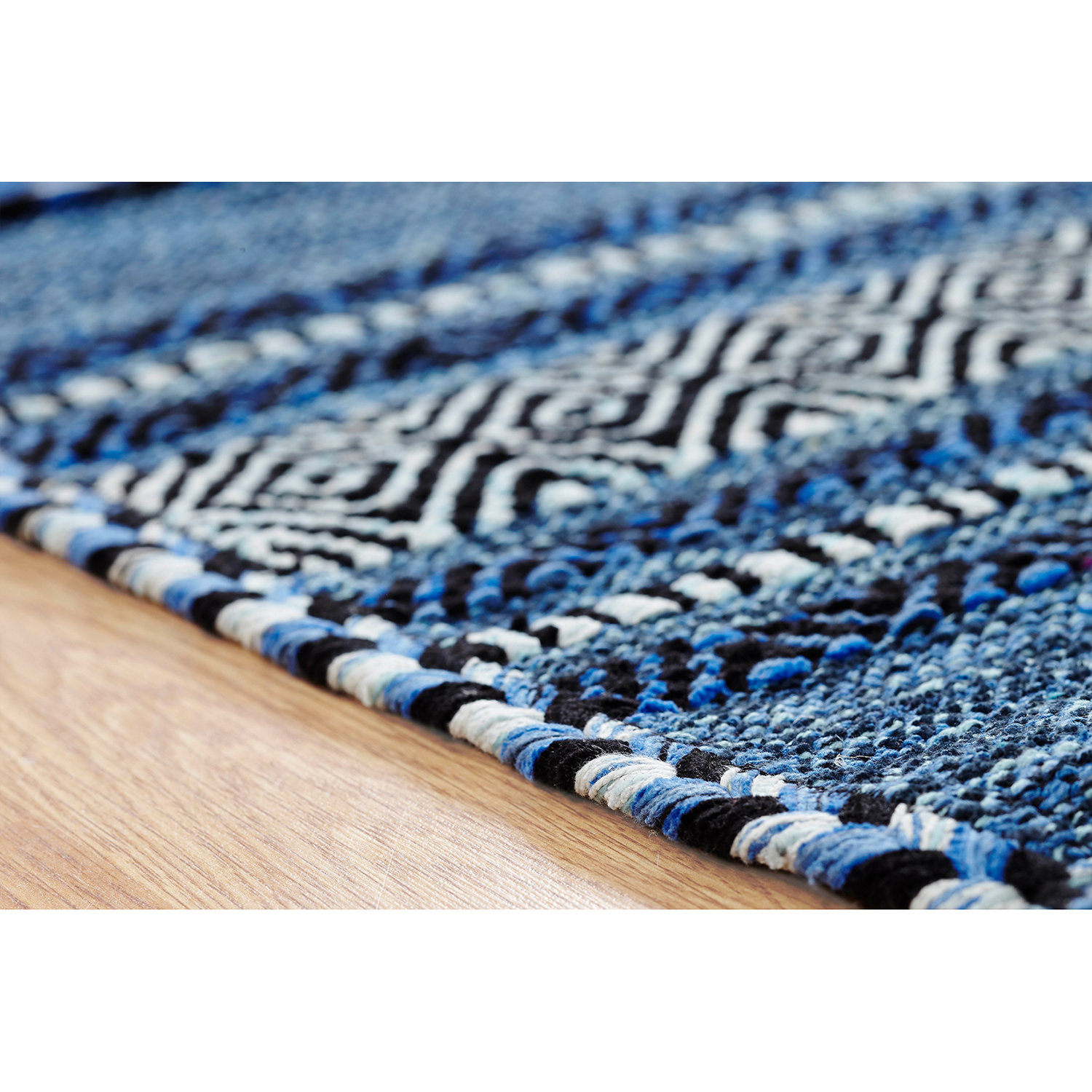 Kelim_Blue_Detail.jpg