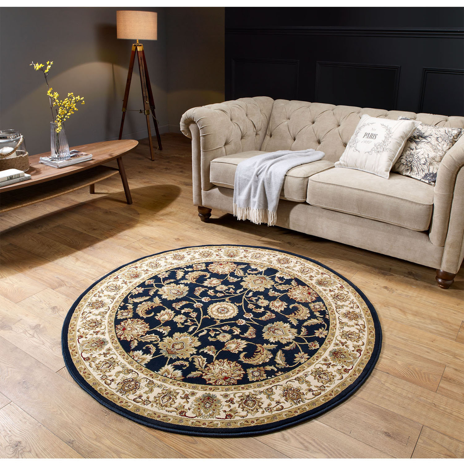 Kendra_3330_B_Circle_Roomshot.jpg