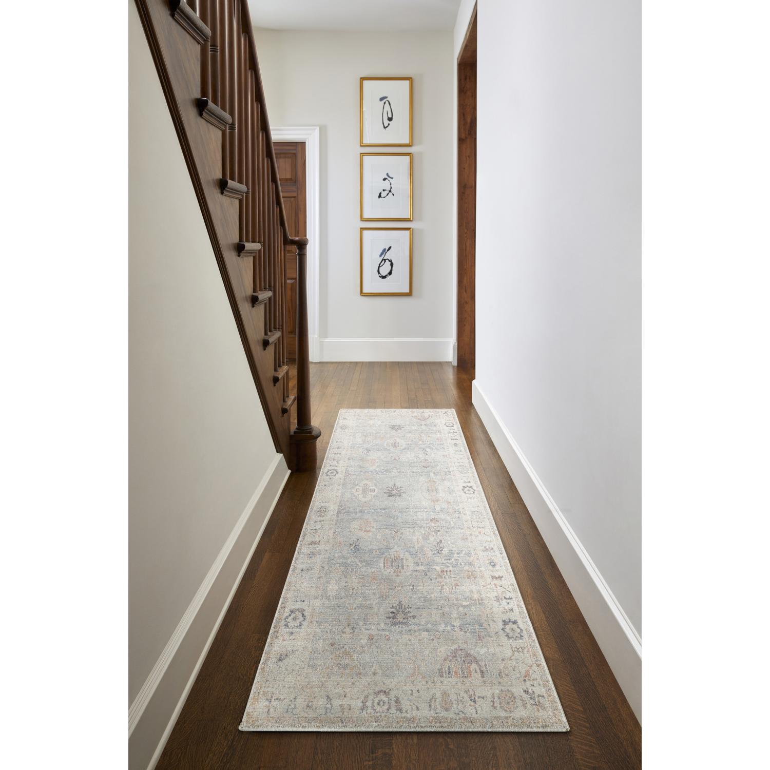 bomn2306runner-roomscene_201