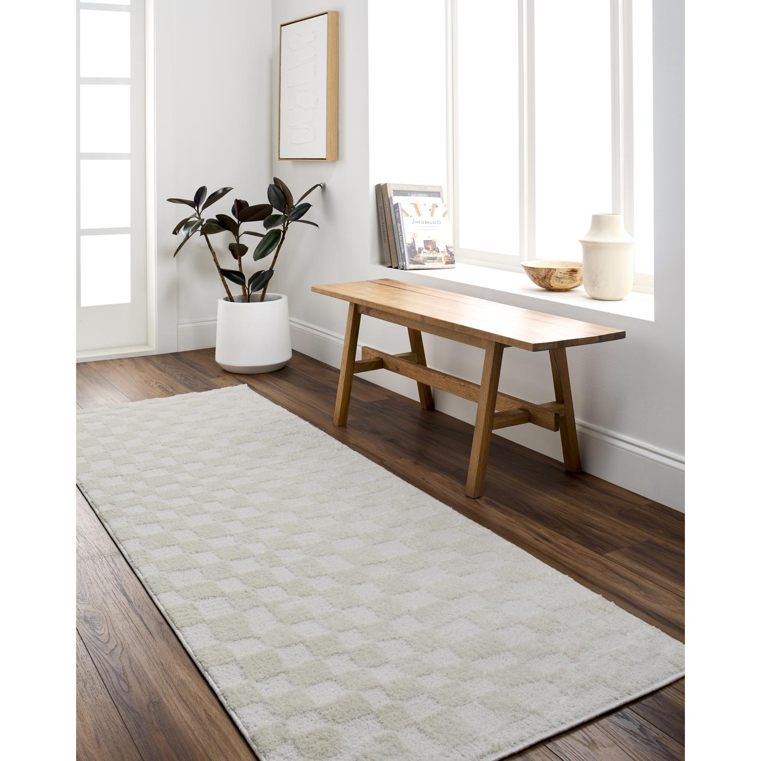 feu2306-runner-roomscene_201