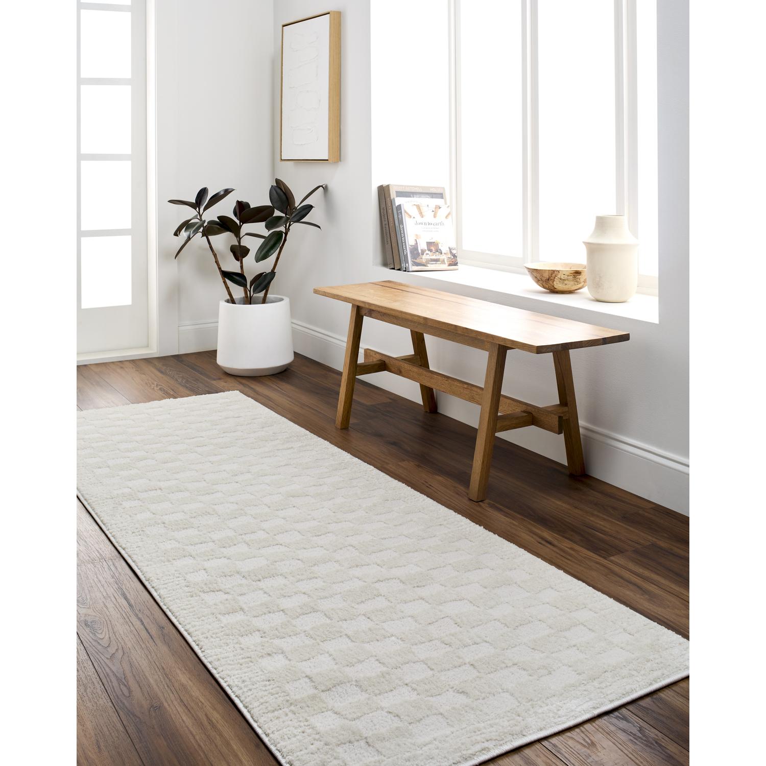 feu2327-runner-roomscene_201
