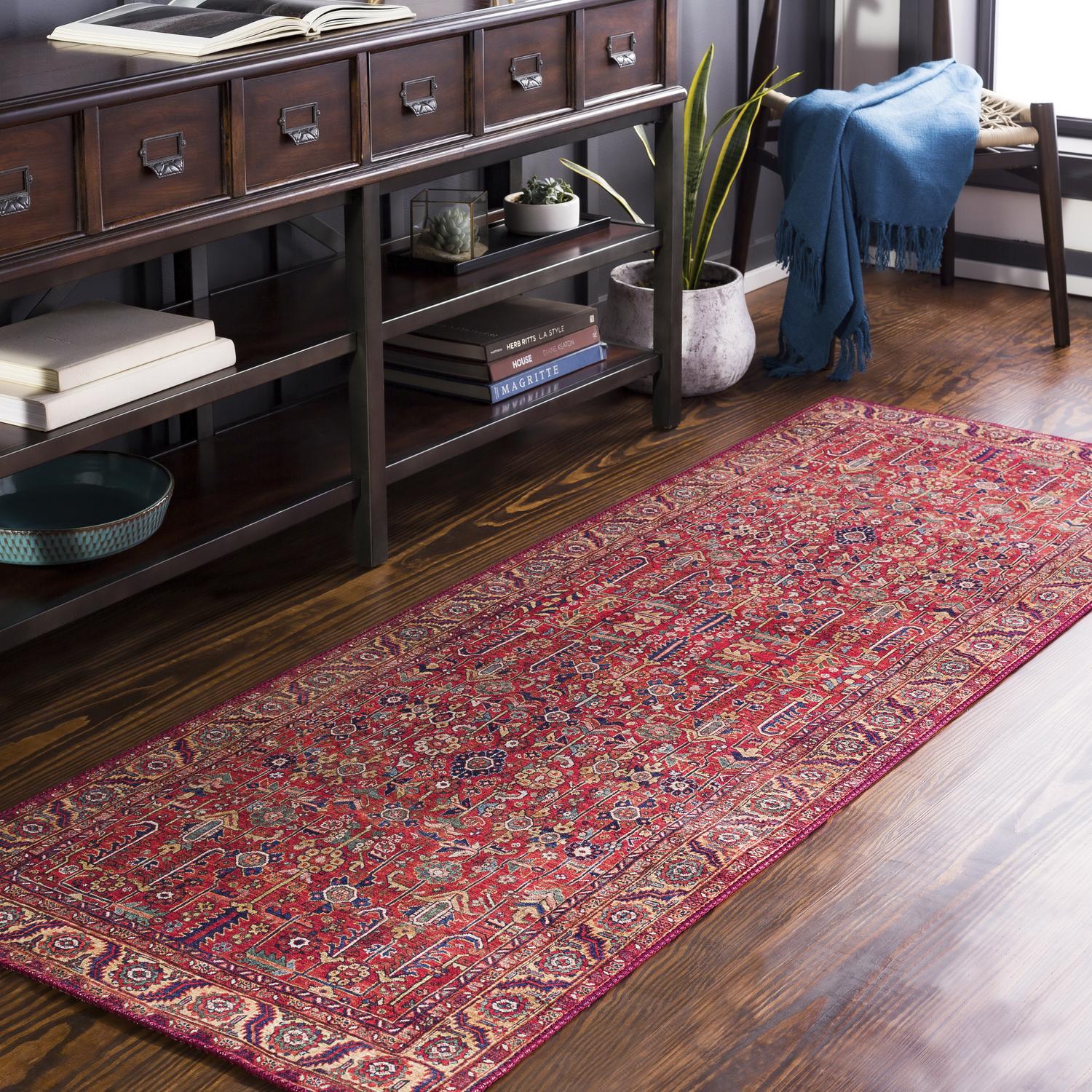 irs2332Runner-roomscene_201