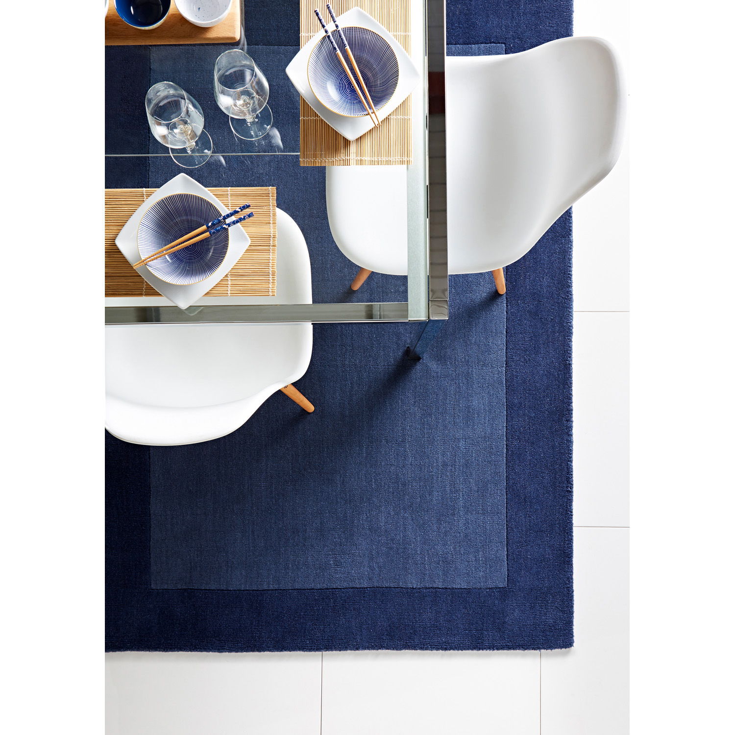 Borders Navy Rug L_01